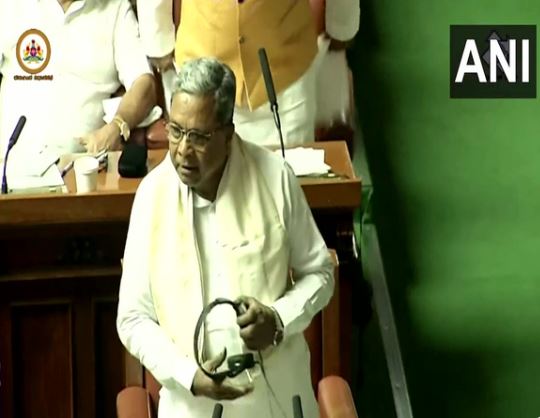 कर्नाटक: कांग्रेस सरकार का पहला बजट पेश करेंगे सीएम सिद्धारमैया, पांच गारंटी पर सभी की नज़रें