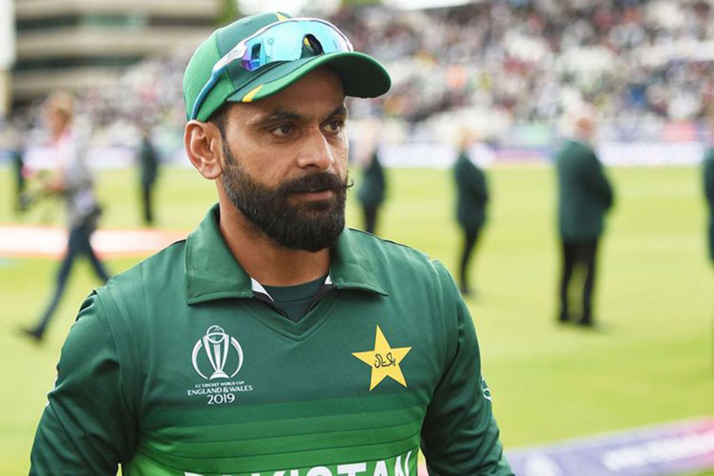 पाकिस्तानी ऑलराउंडर मोहम्मद हफीज के गेंदबाजी एक्शन पर ईसीबी ने लगाया बैन