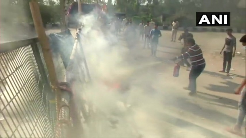 शाहीन बाग धरनास्थल पर फेंका गया पेट्रोल बम, पुलिस कर रही जांच