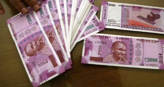 महाराष्ट्र में 35 लाख रुपये के नए नोट, ढाई किलोग्राम सोना जब्त