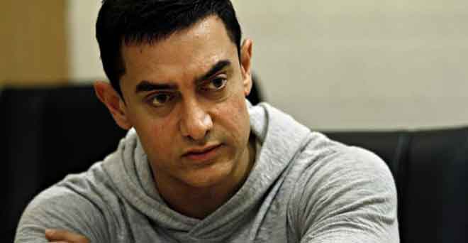 नोटबंदी पर सभी को प्रधानमंत्री का समर्थन करना चाहिए : आमिर