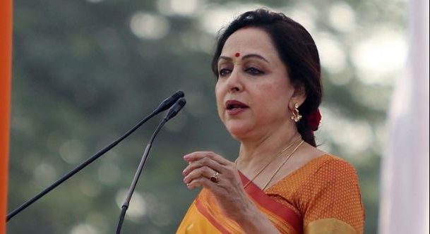 BJP सांसद हेमा मालिनी का दावा- जब चाहूं, तब बन सकती हूं यूपी की मुख्यमंत्री