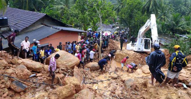 श्रीलंका में बाढ़-भूस्खलन से 91 लोगों की मौत, राहत के लिए पहुंची भारतीय नेवी