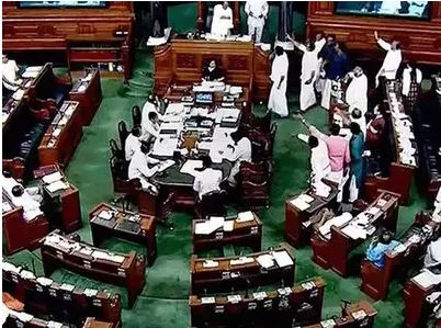 संसद में कश्मीर, अर्थव्यवस्था और बेरोजगारी के मुद्दे पर घिरेगी सरकार, विपक्ष की तैयारी