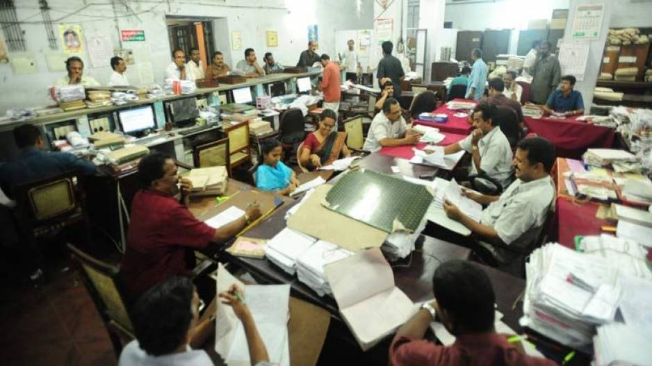 केंद्रीय कर्मचारियों को मोदी सरकार का दिवाली पर तोहफा, DA में 3 फीसदी की बढ़ोतरी का फैसला