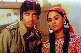 47 साल पहले रिलीज हुई थी 'जंजीर', बिग बी ने फिल्म का पोस्टर किया ट्वीट