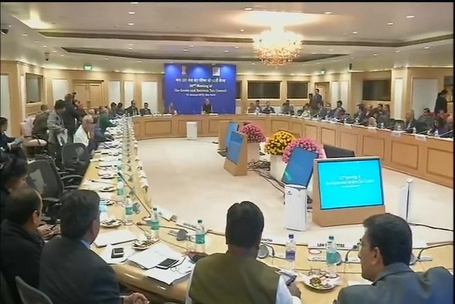 अब 40 लाख रुपये तक के टर्नओवर पर नहीं करना होगा जीएसटी रजिस्ट्रेशन, छोटे कारोबारियों को राहत