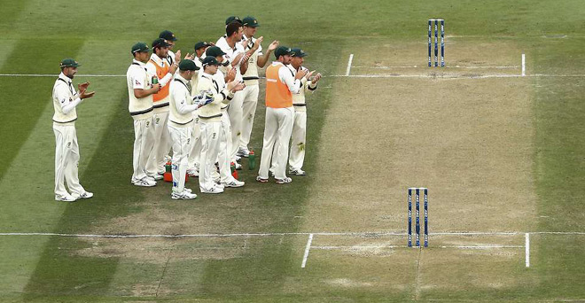 आईसीसी ने की आलोचना, टेस्‍ट मैचों में अपने लायक पिच तैयार करने से बचें