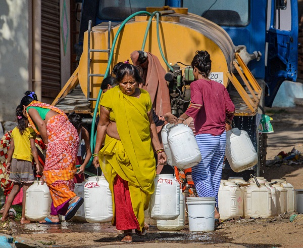 पानी के लिए जद्दोजहद, मध्य प्रदेश के जबलपुर का नजारा