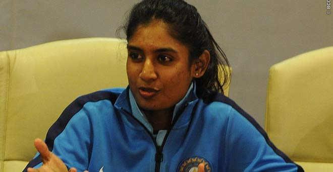 पसंदीदा पुरुष क्रिकेटर पूछे जाने से रिपोर्टर पर भड़कीं महिला क्रिकेट टीम की कप्तान मिताली