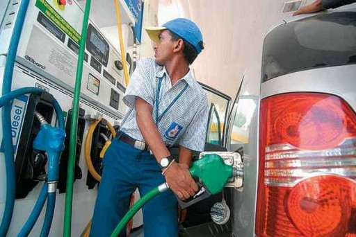 इस शहर में तेल की कीमतों ने बनाया नया रिकॉर्ड, पेट्रोल 116 तो डीजल 103 रुपए के पार