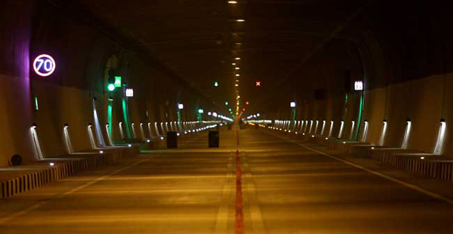 पीएम मोदी ने देश की सबसे लंबी चेनानी-नाशरी सुरंग का उद्घाटन किया