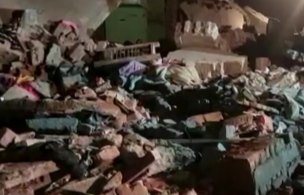 यूपी के गोंडा में सिलेंडर फटने से बड़ा हादसा, 2 मकान ढहे, 7 लोगों की मौत