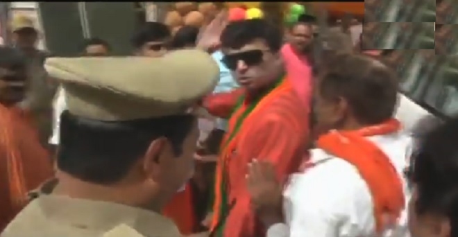 वीडियो: जब भाजपा विधायक को ड्यूटी पर तैनात एसपी ने रोका तो कहा, ‘तुम लातों के भूत हो’