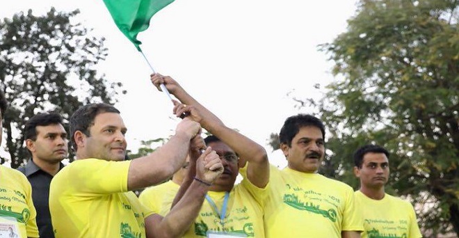 कर्नाटक: पर्यावरण संरक्षण के लिए राहुल गांधी ने मैराथन को दिखाई हरी झंडी