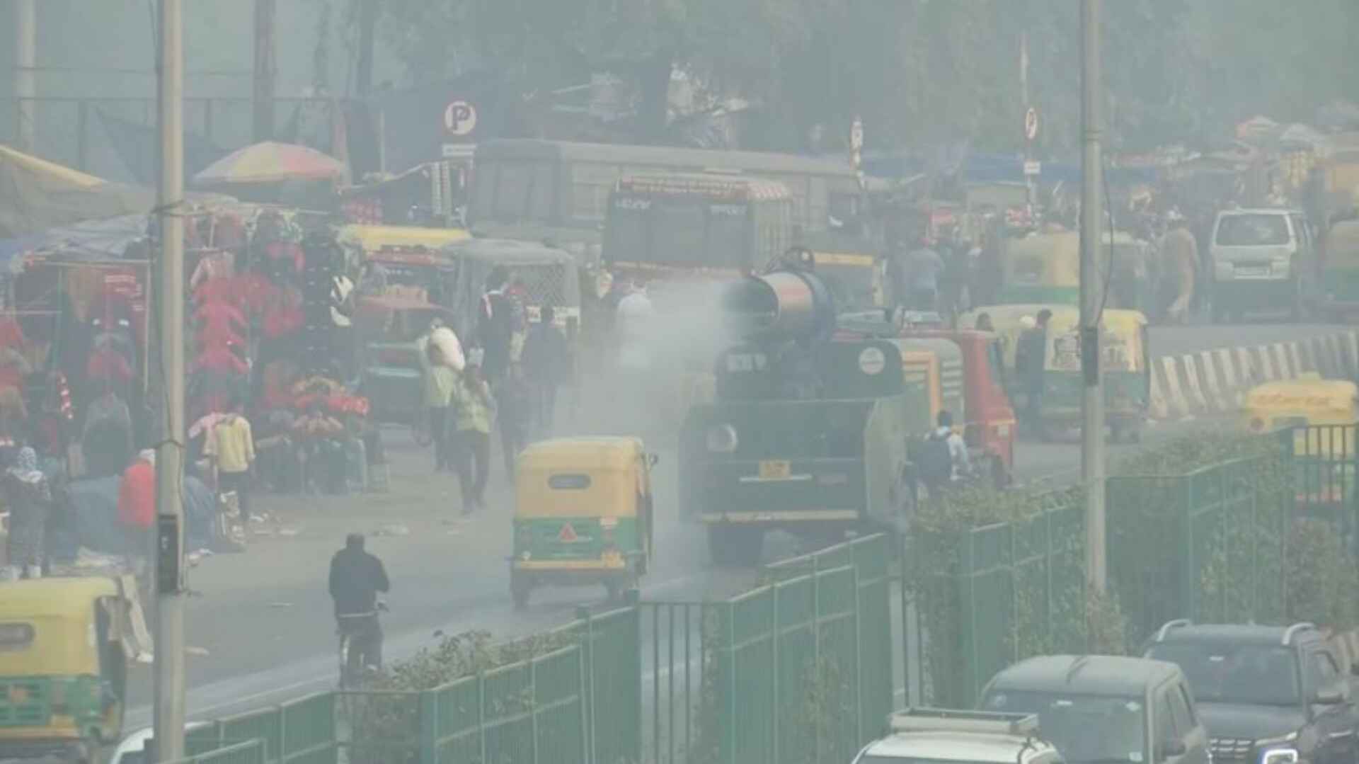 दिल्ली में 310 एक्यूआई के साथ 'बहुत खराब' श्रेणी में हवा की गुणवत्ता