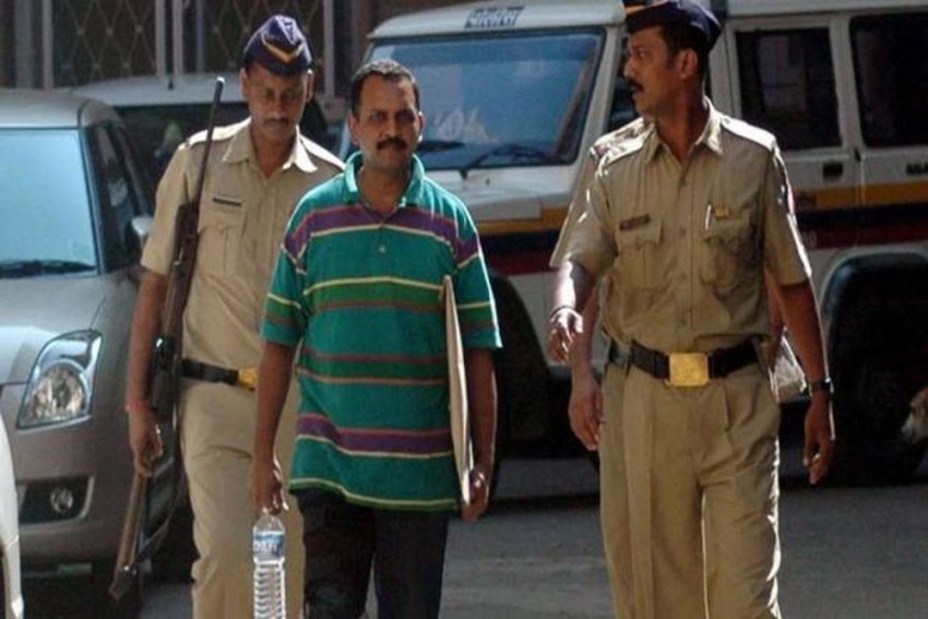 आरोपी प्रसाद पुरोहित ने 2008 मालेगांव विस्फोट मामले में बंद कमरे में सुनवाई की मांग की