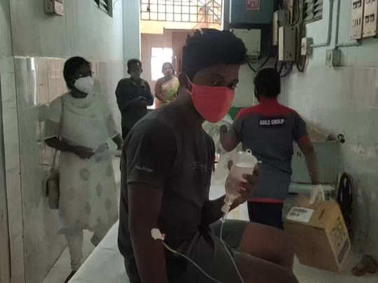 आंध्रप्रदेश में 'रहस्यमयी' बीमारी से हड़कंप, 200 से अधिक लोग बेहोशी और उल्टी की शिकायत के बाद अस्पताल में भर्ती
