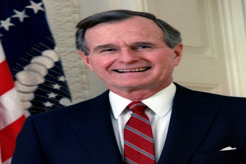 नहीं रहे अमेरिका के पूर्व राष्ट्रपति एच डब्ल्यू जॉर्ज बुश, शीत युद्ध खत्म करने में निभाई थी भूमिका
