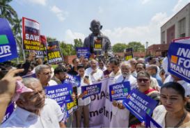 मणिपुर मुद्दा: पीएम मोदी के बयान पर अड़ा विपक्ष, राज्यसभा की बीएसी बैठक का बहिष्कार कर सकता है