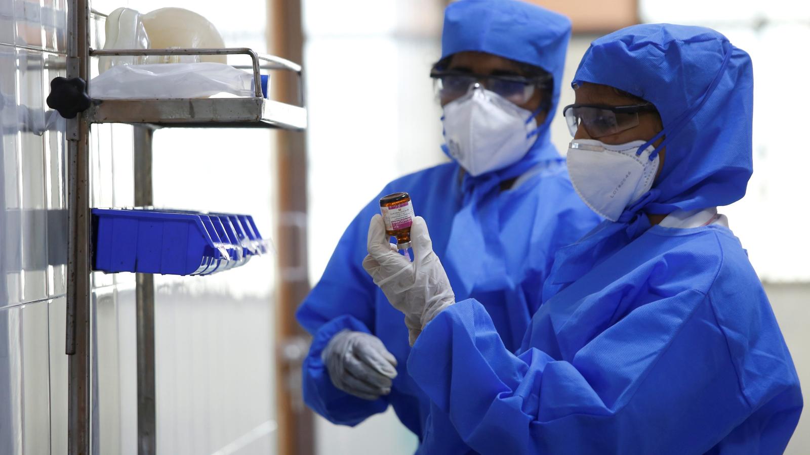 देश में कोरोना से अब तक 880 लोगों की मौत, संक्रमितों का आंकड़ा हुआ 27,886