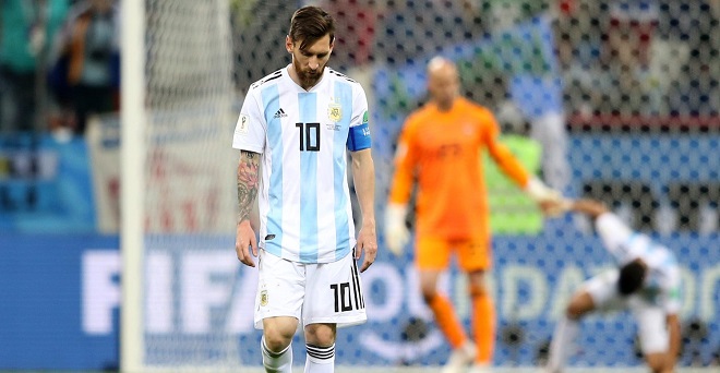 फीफा वर्ल्ड कप में बने रहने के लिए मेसी और अर्जेंटीना के सामने 'करो या मरो' की स्थिति