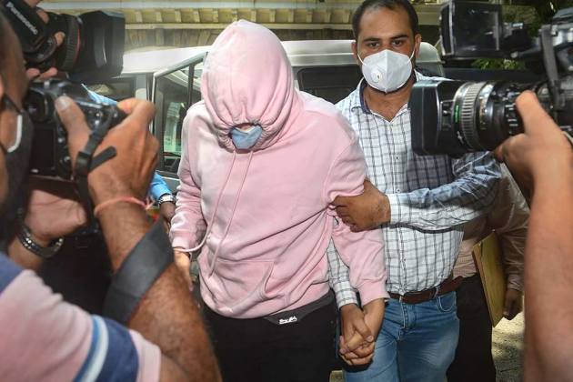 कोहली के खिलाफ एनसीबी की बड़ी कार्रवाई, घर पर कोकीन मिलने के बाद हुए गिरफ्तार