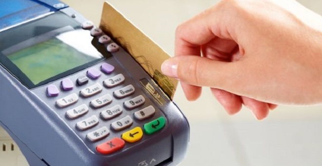 डेबिट, क्रेडिट कार्ड से भुगतान पर अधिभार के खिलाफ न्यायालय में याचिका