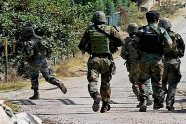 कश्मीर में जैश के एक विदेशी समेत दो आतंकवादी ढेर