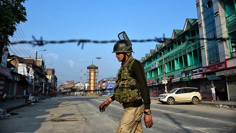 कश्मीर पर गांधीवादी और बुद्धिजीवी बोले, सरकार के फैसले ने देश को अंधी सुरंग में डाल दिया
