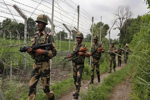 पाक सेना ने पीओके में आतंकवादी शिविर ध्वस्त करने के भारत के दावे का किया खंडन