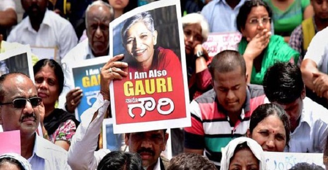 गौरी लंकेश की हत्या पर देश भर में भड़का गुस्‍सा, अनेक शहरों में प्रदर्शन