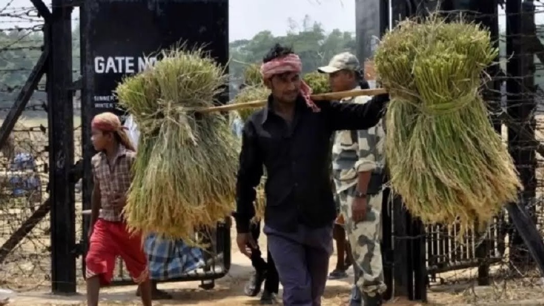 भारत-बांग्लादेश बॉर्डर पर अवैध आव्रजन, सीमा पार गतिविधियां बड़ी चुनौती: गृह मंत्रालय