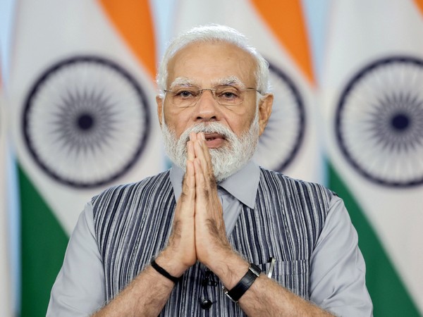 प्रधानमंत्री मोदी ने लोगों से की सोशल मीडिया डीपी में 'तिरंगे' की तस्वीर लगाने की अपील
