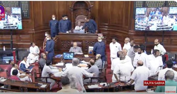 संसद में हंगामे पर विपक्ष के 19 सांसदों पर एक्शन, राज्यसभा से एक सप्ताह के लिए किए गए निलंबित