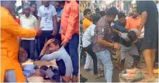 इंदौर: चूड़ी बेचने वाले पर FIR, पुलिस ने पॉक्सो एक्ट में की कार्रवाई तो भड़के ओवैसी, फर्जी पहचान पत्र और छेड़खानी का है आरोप