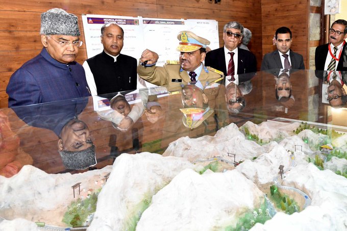 हिमाचल प्रदेशः राष्ट्रपति ने अटल टनल रोहतांग का दौरा किया, कहा- देश के भविष्य से जुड़ी हुई है यह सुरंग