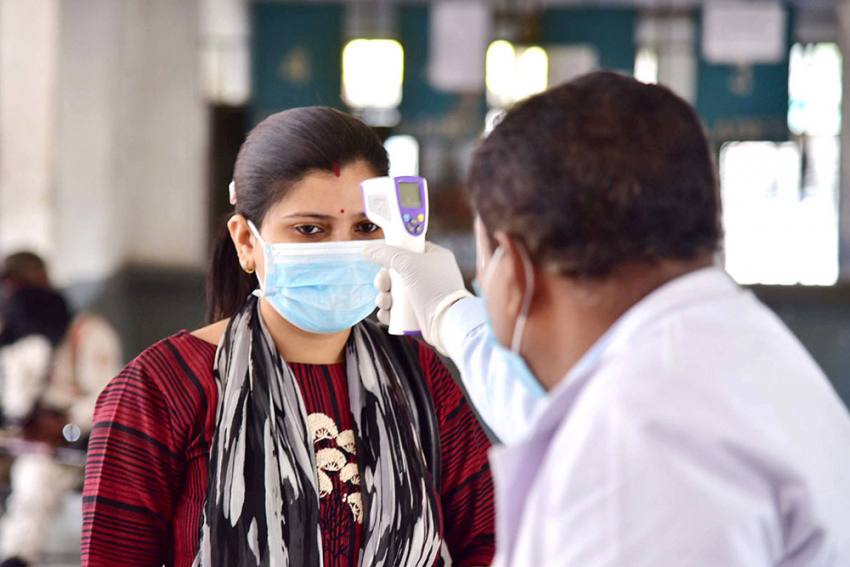 देश में कोरोना मरीजों की संख्या 26 हजार के पार, 823 लोगों की मौत, महाराष्ट्र में एक दिन में 22 ने गंवाई जान