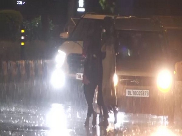 दिल्ली में बारिश और आंधी-तूफान, 4 जून तक हीटवेव से रहेगी राहत;  IMD ने जारी किया ये अलर्ट