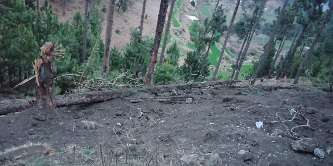 पाकिस्तानी सेना ने ट्विटर पर भारतीय कार्रवाई की कथित तस्वीरें जारी की हैं...