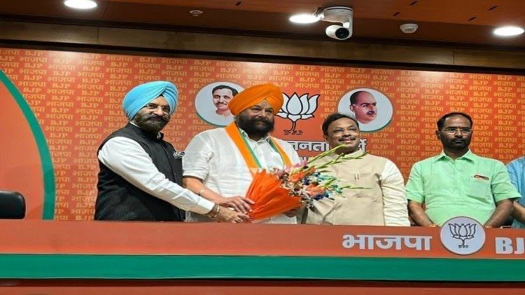 दिल्ली कांग्रेस नेता तरविंदर सिंह मारवाह भाजपा में शामिल, गांधी परिवार पर जमकर बरसे