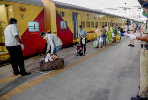 सूरत से हरिद्वार पहुंचे विशेष ट्रेन से 167 यात्री लापता, अधिकारियों की बढ़ी चिंता