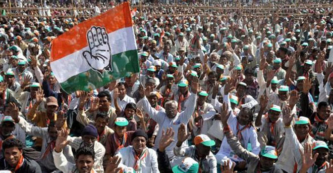 कांग्रेस की चुनाव आयोग से प्रधानमंत्री-भाजपा नेताओं पर मुकदमा दर्ज करने की मांग
