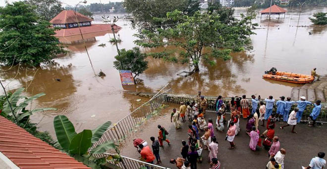 केरल बाढ़: एनडीडीबी 2 करोड़ रुपये की राहत सामग्री भेजेगी