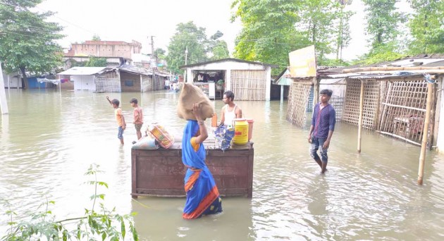 बिहार: कोरोना काल में बाढ़ की डूब, 45 लाख लोगों के लिए सिर्फ 19 राहत शिविर