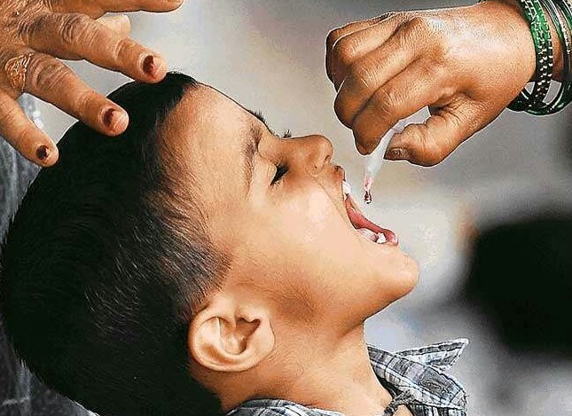 कोरोना वैक्सीनेशन की वजह से सरकार ने रोका पल्स पोलियो अभियान, अनिश्चित काल के लिए स्थगित