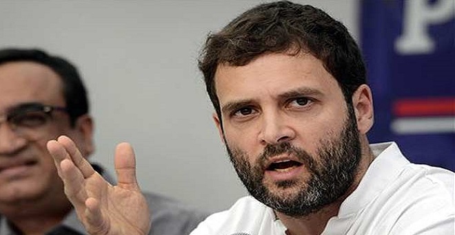 राहुल गांधी ने अनोखे अंदाज में बताया कौन करता है उनके लिए ट्वीट?