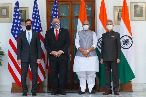 दिल्ली: अमेरिकी विदेश मंत्री माइक पोम्पिओ और अमेरिकी रक्षा सचिव मार्क एस्पर ने हैदराबाद हाउस में रक्षा मंत्री राजनाथ सिंह और विदेश मंत्री एस. जयशंकर से मुलाकात की
