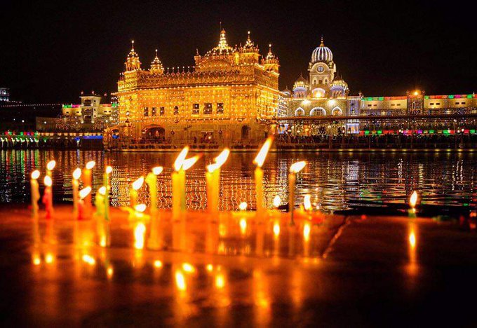 गुरु नानक देव जी की 550वीं जयंती के अवसर पर करतारपुर गुरुद्वारे का नजारा, भारत से लेकर पाकिस्तान तक मनाया जा रहा प्रकाश पर्व