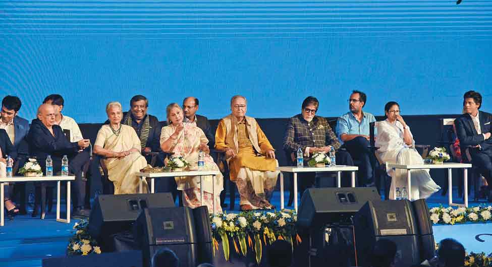 अंतरराष्ट्रीय कोलकाता फिल्म महोत्सव में बॉलीवुड सितारों का जमघट